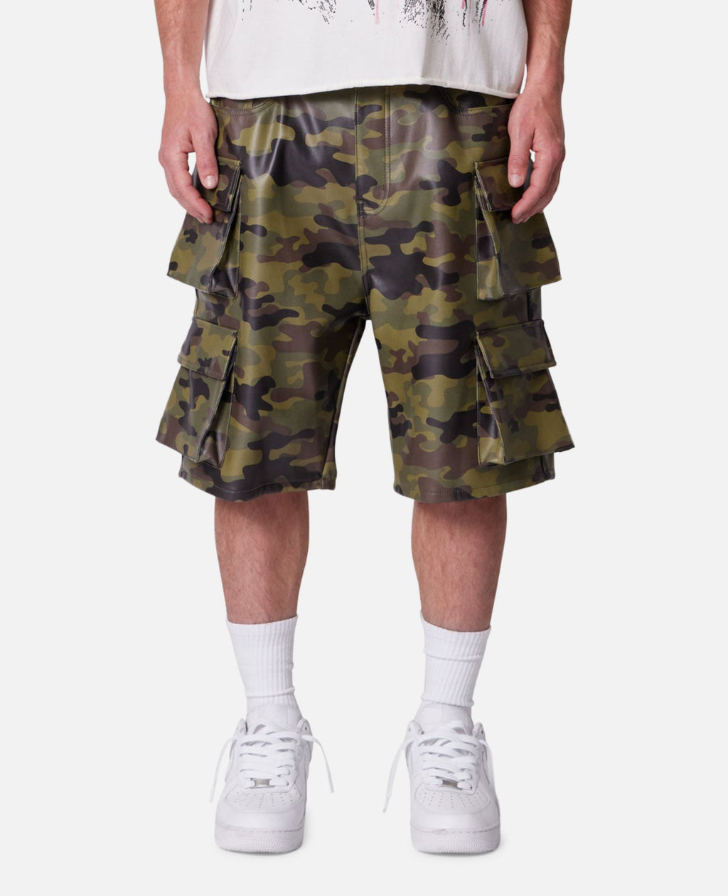 Mnml Camo cargo shorts