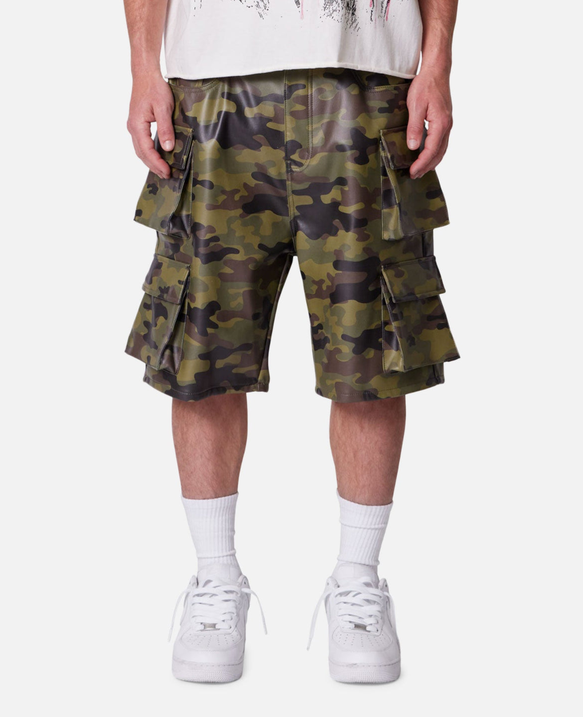 Mnml Camo cargo shorts